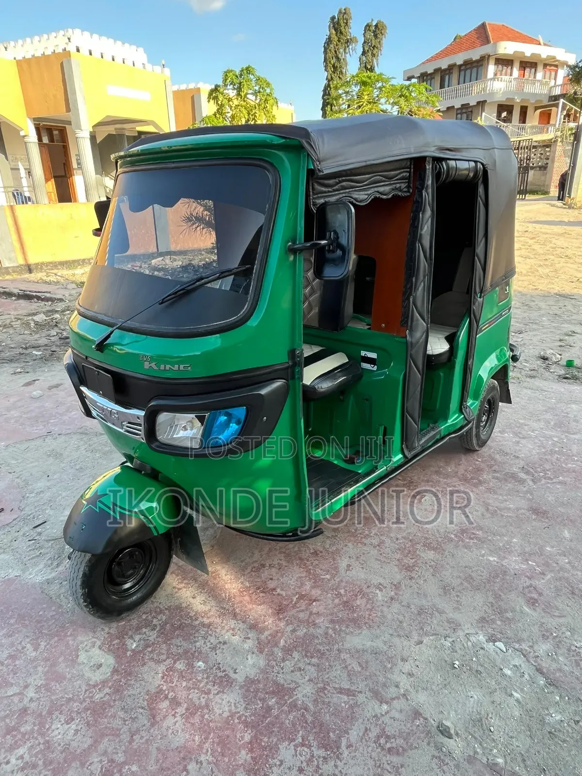 TVS King Deluxe Plus iTouch Start 2025 Green