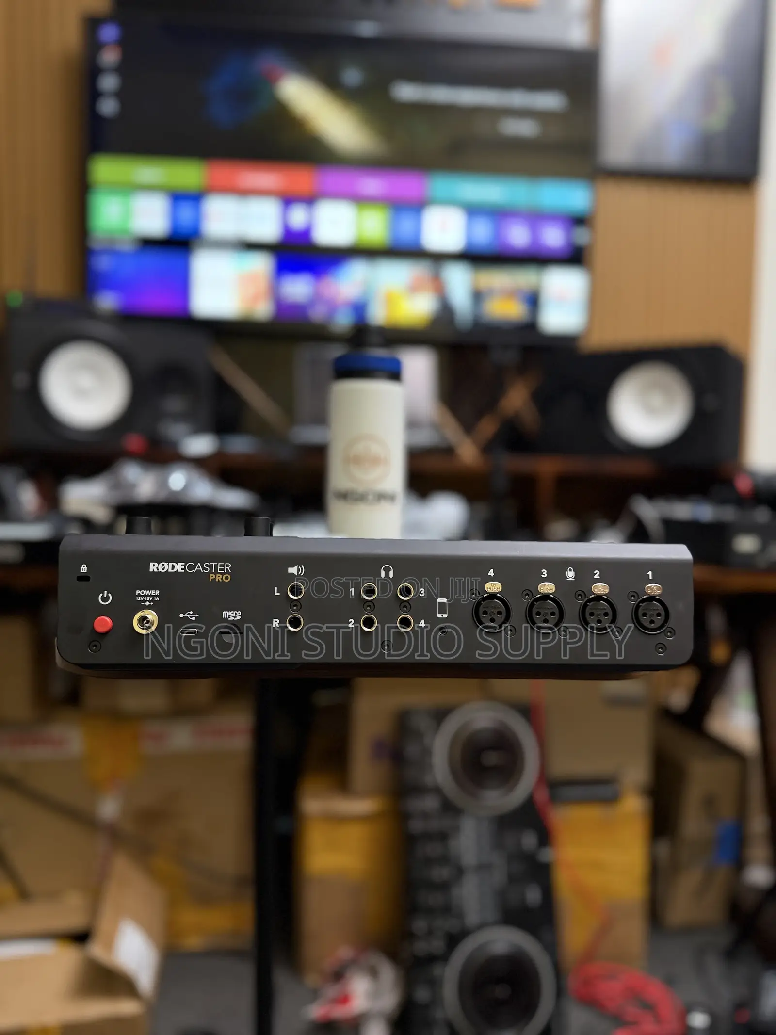RØDE RØDECaster Pro — Professional Podcast Production Studio