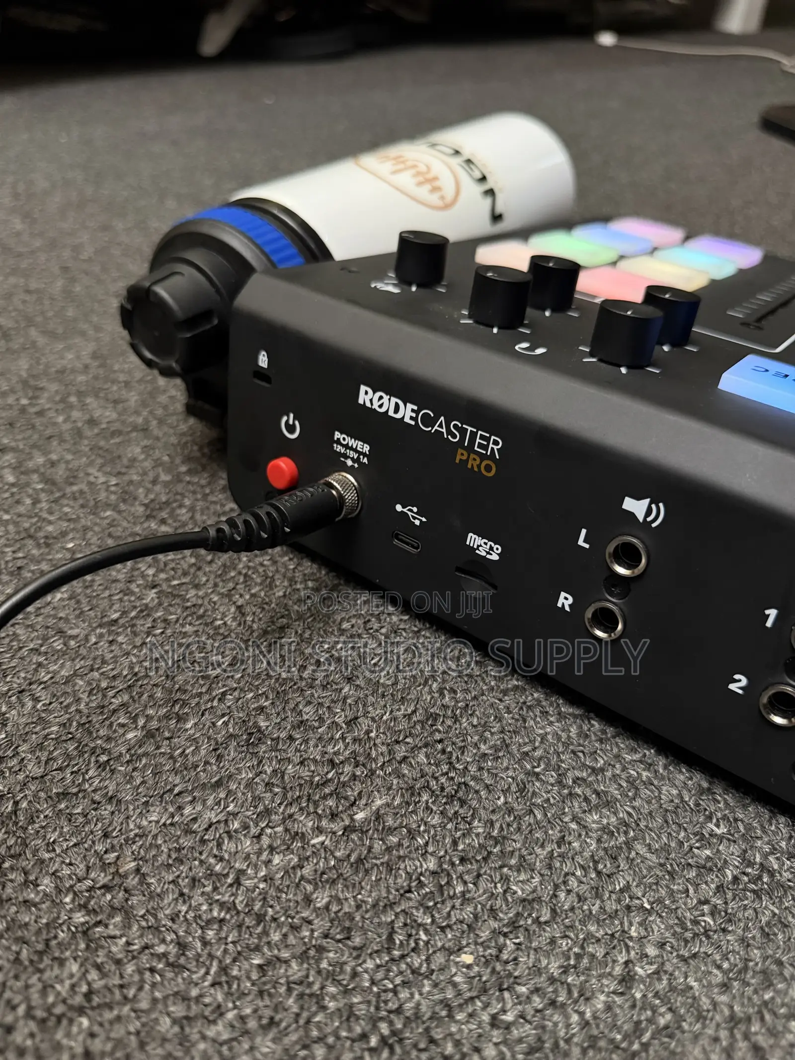 RØDE RØDECaster Pro — Professional Podcast Production Studio
