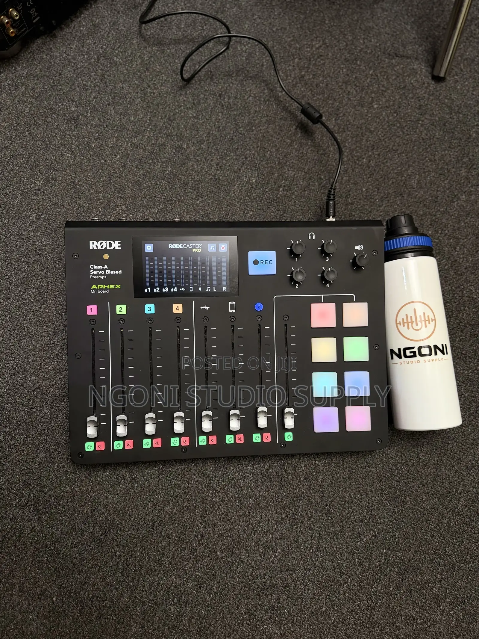 RØDE RØDECaster Pro — Professional Podcast Production Studio