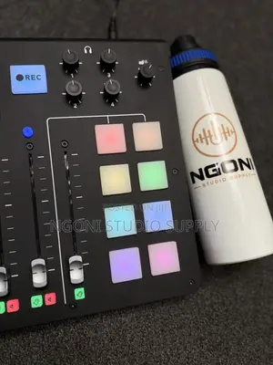 RØDE RØDECaster Pro — Professional Podcast Production Studio