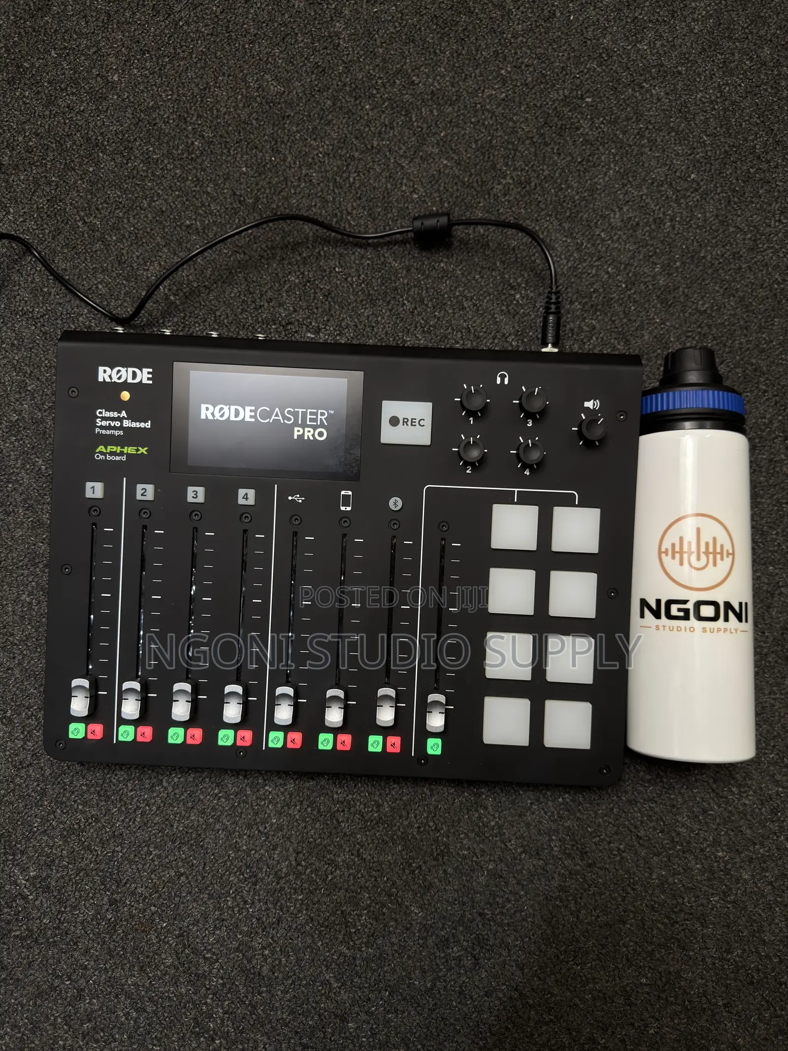 RØDE RØDECaster Pro — Professional Podcast Production Studio
