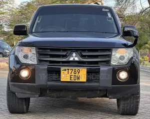 Mitsubishi Pajero 3.2 Di-D 2008 Black