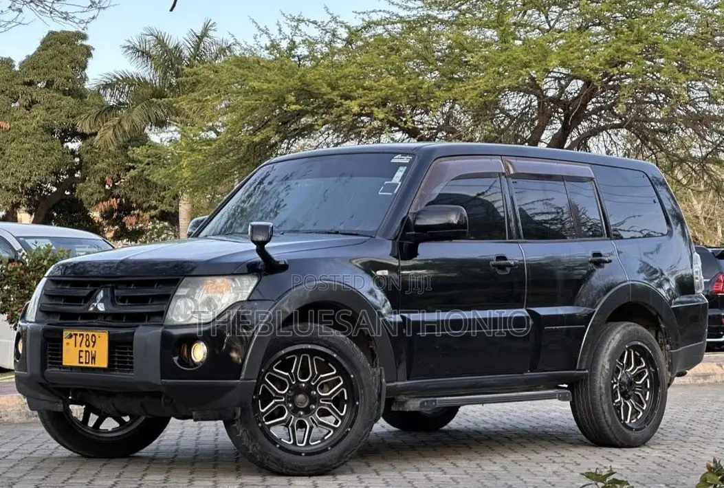 Mitsubishi Pajero 3.2 Di-D 2008 Black