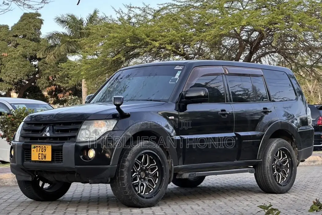 Mitsubishi Pajero 3.2 Di-D 2008 Black