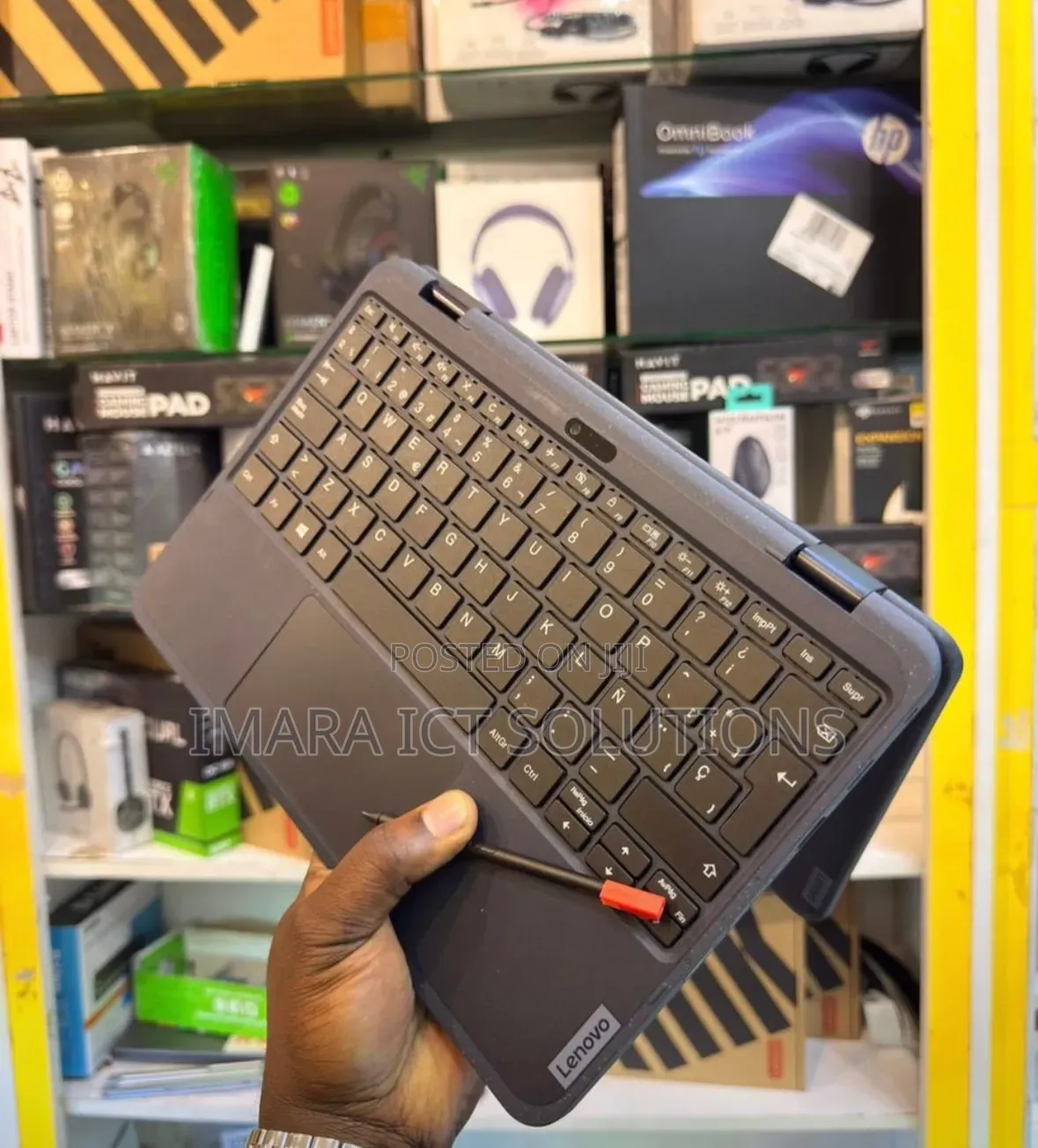 Laptop Lenovo 500e 4GB Intel Pentium SSD 128GB