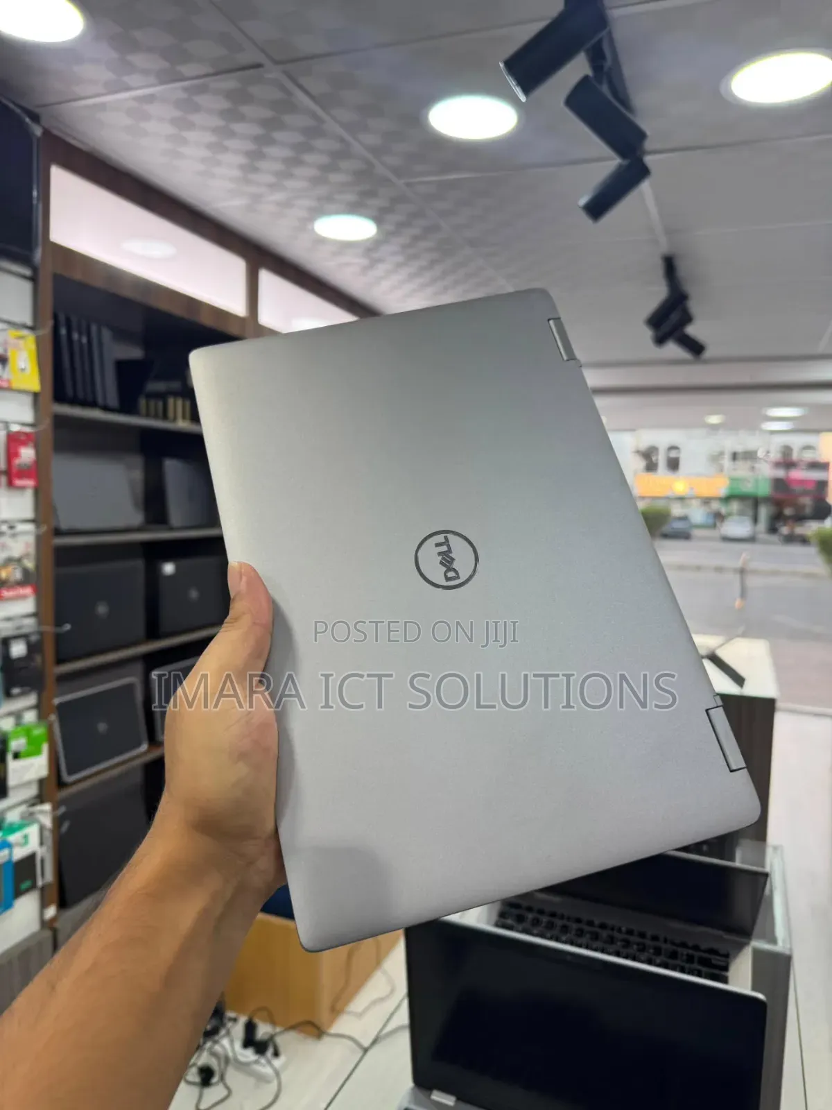 Laptop Dell Latitude 5320 2-in-1 16GB Intel Core i7 SSD 256GB