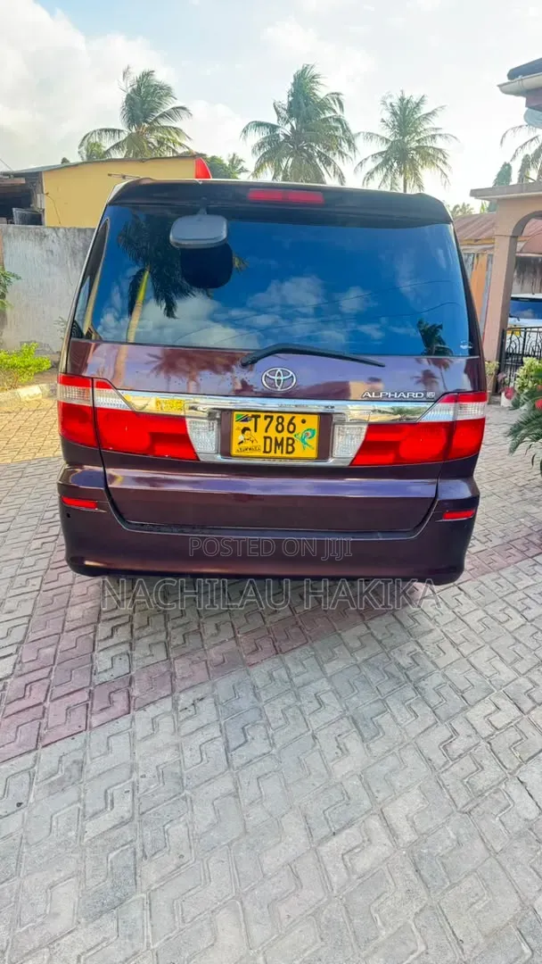 Toyota Alphard 2.4 Petrol AWD 2003