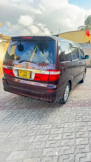Toyota Alphard 2.4 Petrol AWD 2003