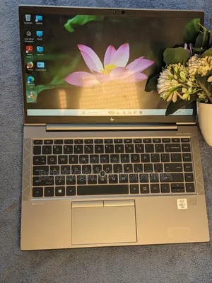 Laptop HP ZBook Firefly 14 G7 16GB Intel Core i7 SSD 256GB