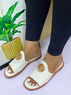 fendi Original Women’s Sandals Elegance • Style • Beauty