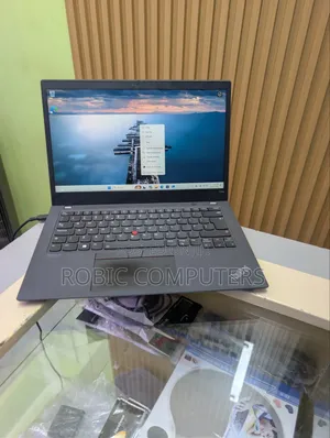 Laptop Lenovo ThinkPad T14 16GB Intel Core i7 SSD 512GB