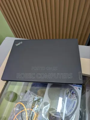 Laptop Lenovo ThinkPad T14 16GB Intel Core i7 SSD 512GB