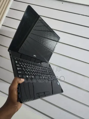 Laptop Fujitsu Amilo Pi3660 8GB Intel Core i5 HDD 500GB