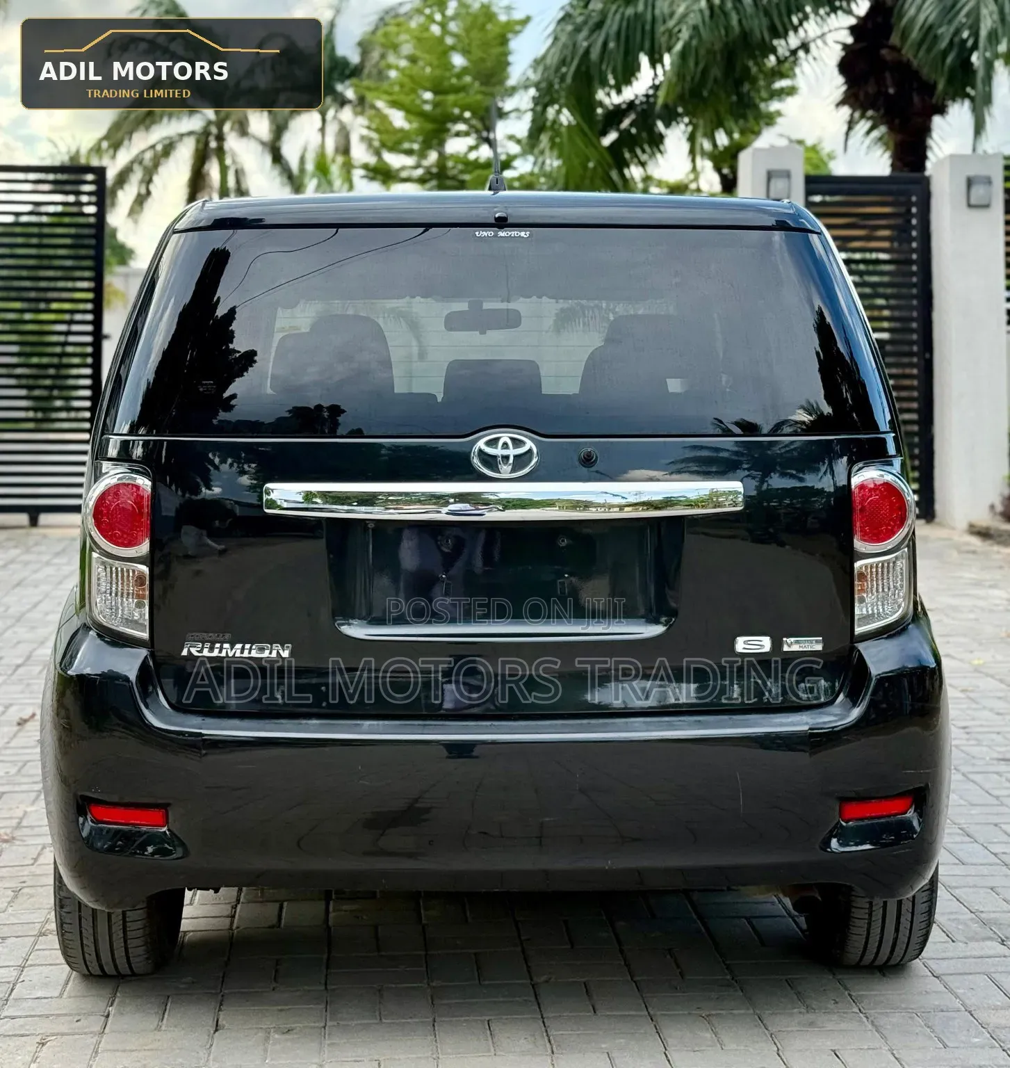 Toyota Corolla Rumion Hatchback 1.8 AWD 2010 Black