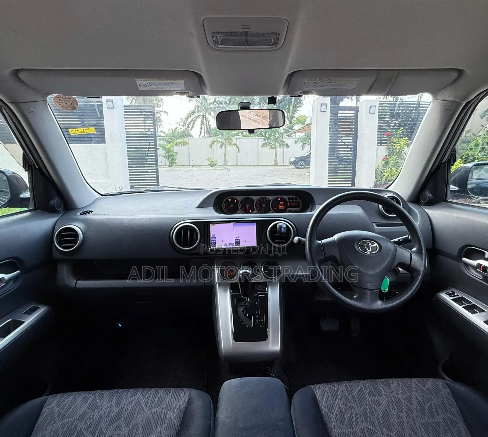 Toyota Corolla Rumion Hatchback 1.8 AWD 2010 Black