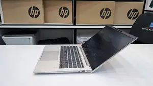 Laptop HP EliteBook 840 G10 16GB AMD Ryzen 5 SSD 256GB