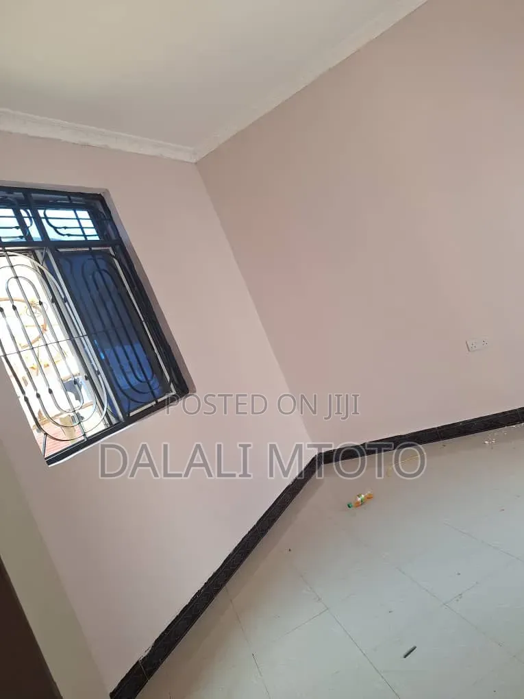 1bdrm Room & Parlour in Vwawa Songwe, Mbozi for rent