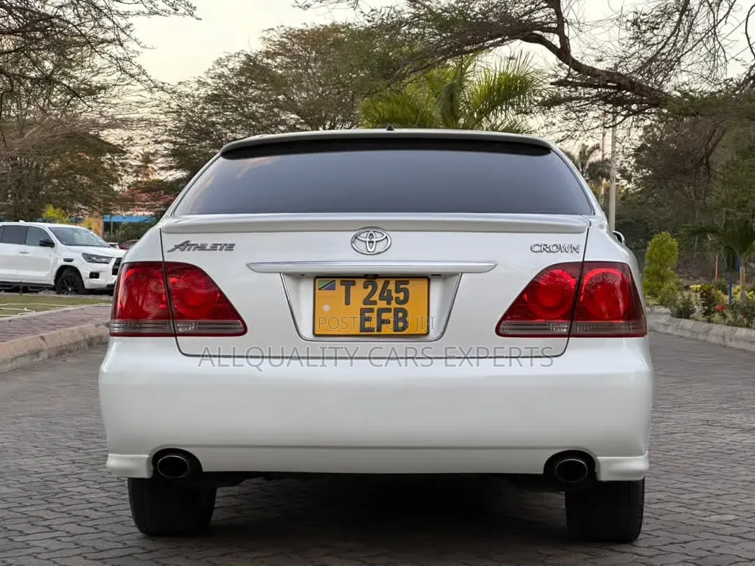 Toyota Crown 2006