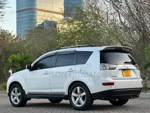 Mitsubishi Outlander 2008 Pearl