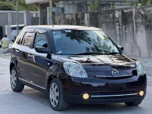 Mazda Verisa 2007 Burgundy