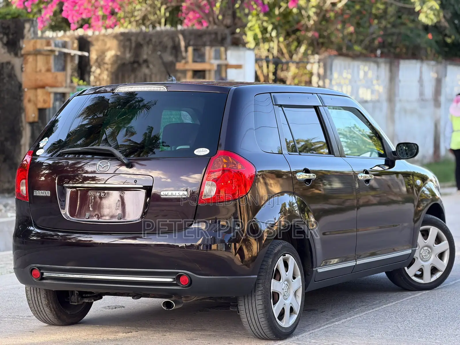 Mazda Verisa 2007 Burgundy