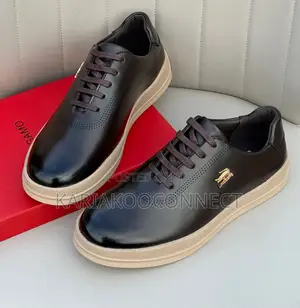 Lacoste Men's Leather Lace-Up Sneakers