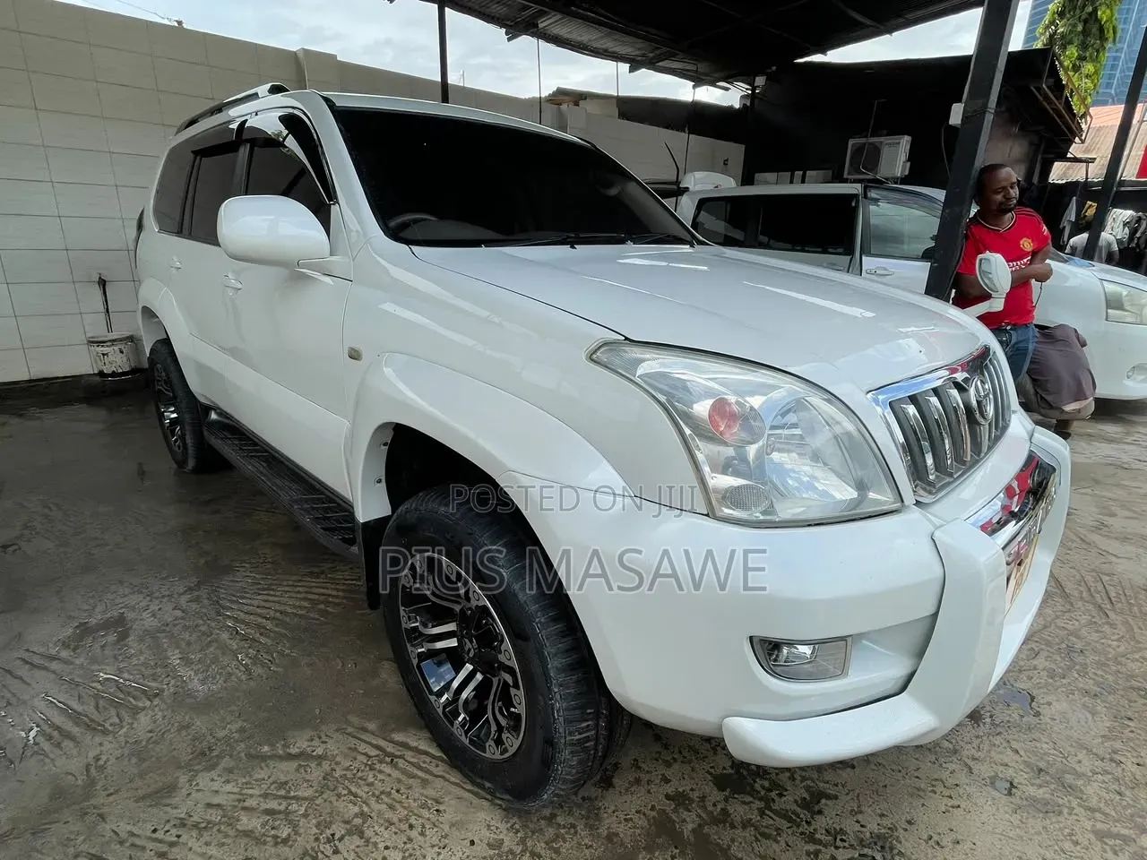 Toyota Land Cruiser Prado 2005 White
