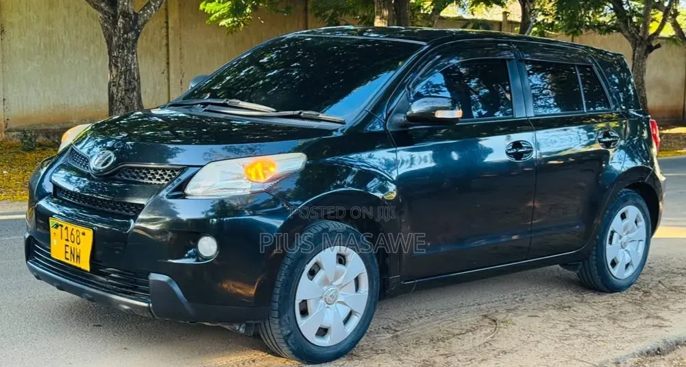 Toyota IST 2013 Black