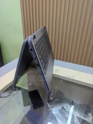 Laptop Dell Latitude 3120 4GB Intel SSD 128GB