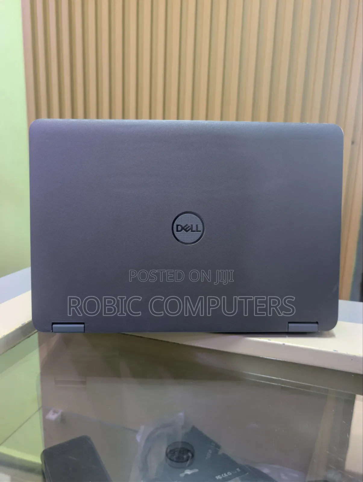 Laptop Dell Latitude 3120 4GB Intel SSD 128GB