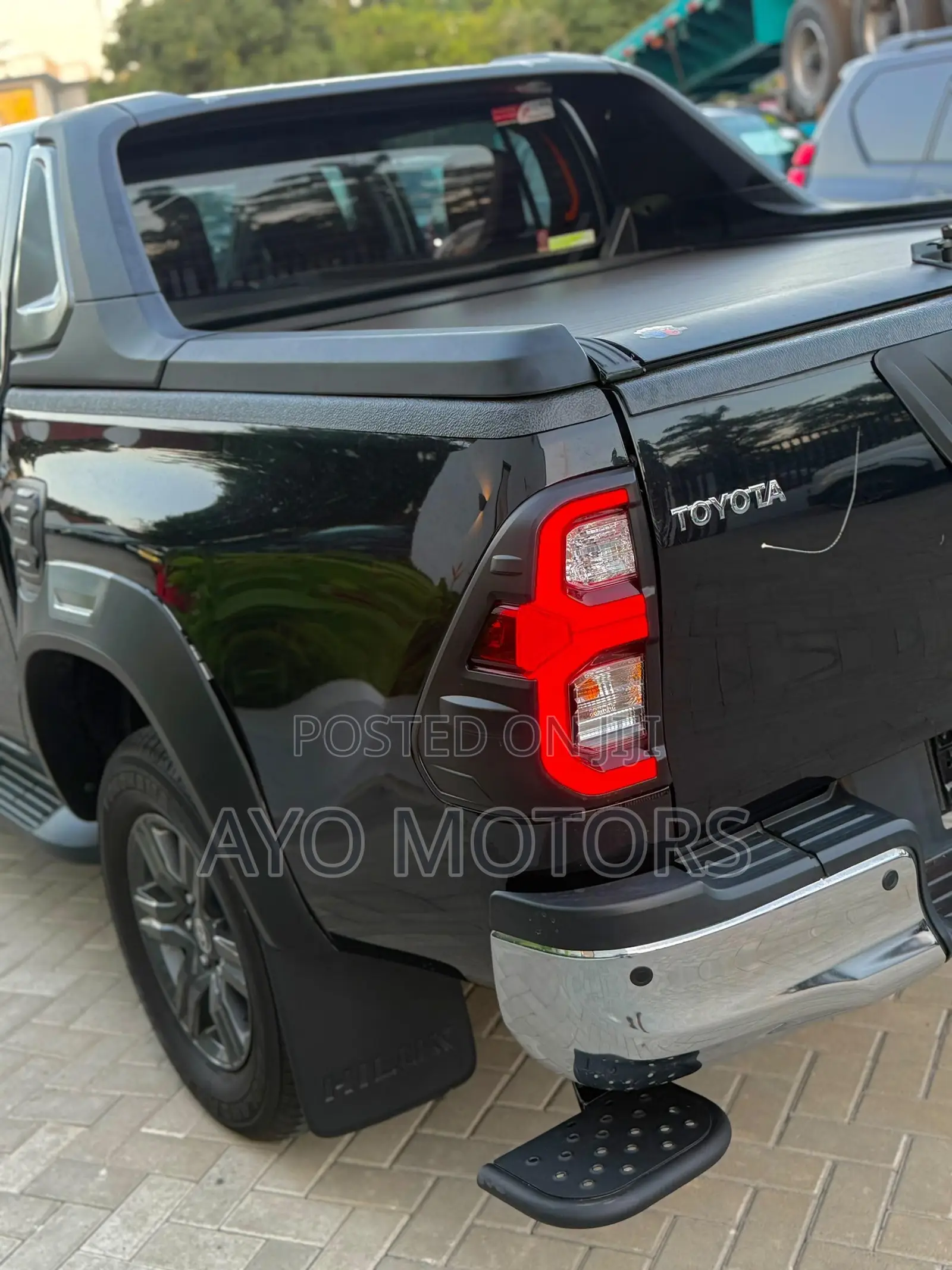 Toyota Hilux Revo Double Cab Deisel 2.4 AWD 2022 Black