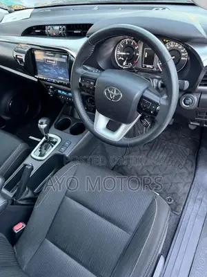 Toyota Hilux Revo Double Cab Deisel 2.4 AWD 2022 Black