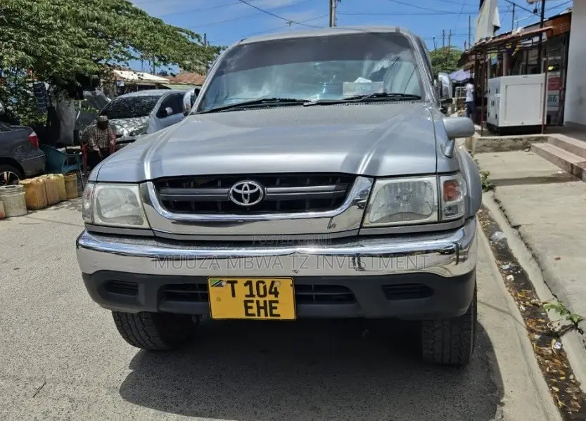 Toyota Hilux 2.5 Cab 2005 Silver