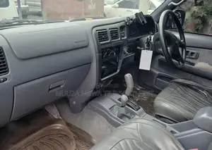 Toyota Hilux 2.5 Cab 2005 Silver