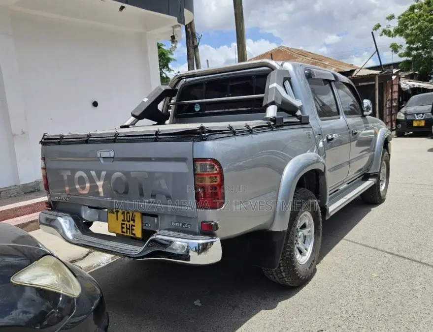 Toyota Hilux 2.5 Cab 2005 Silver