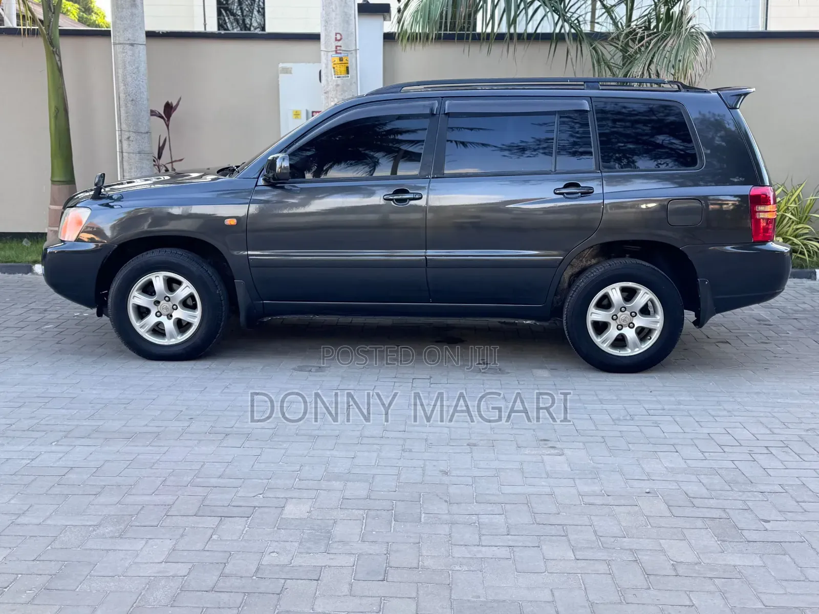 Toyota Kluger 2001 Black