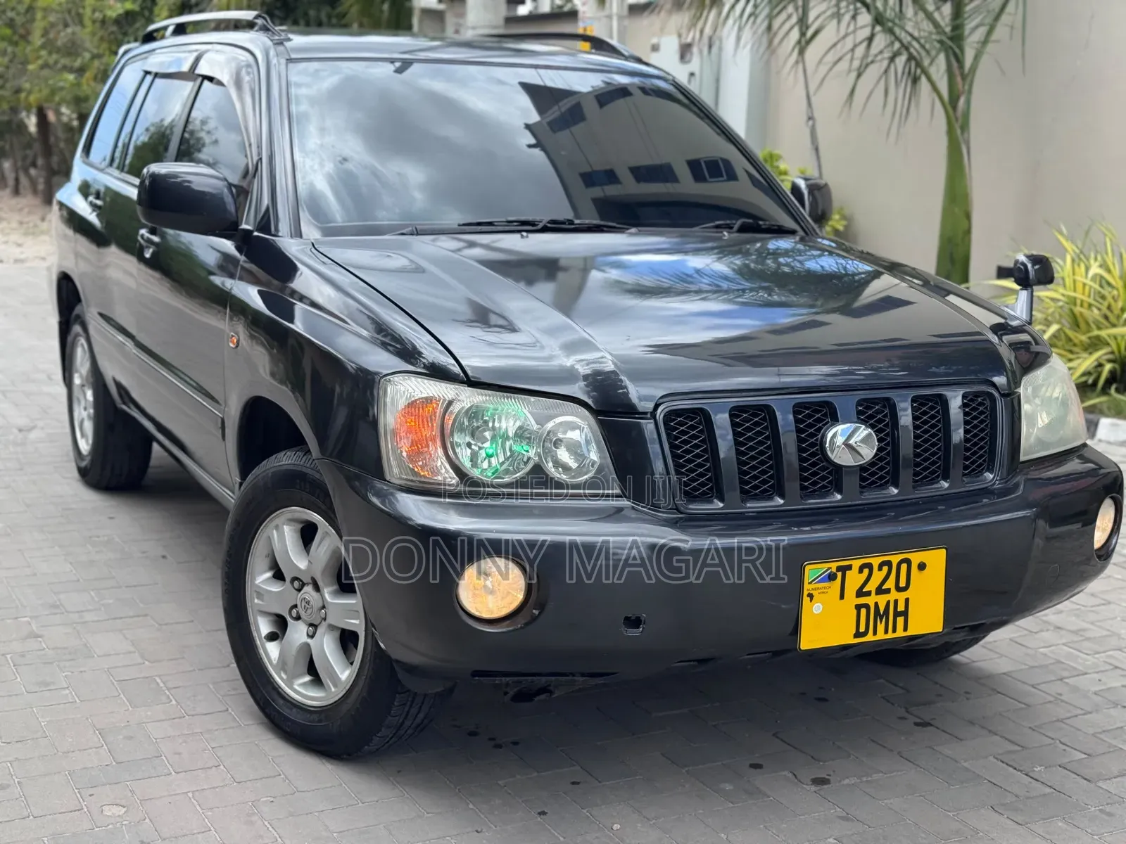 Toyota Kluger 2001 Black