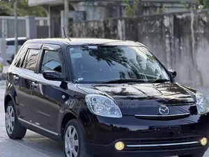 Mazda Verisa 2007 Burgundy
