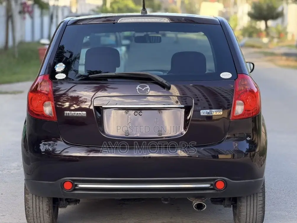 Mazda Verisa 2007 Burgundy