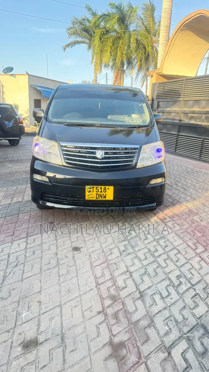 Toyota Alphard 2.4 Petrol AWD 2003 Black