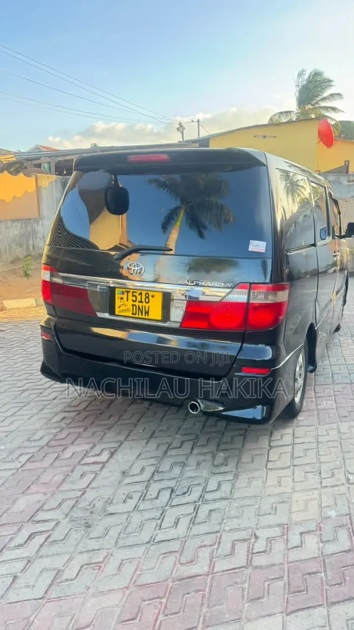 Toyota Alphard 2.4 Petrol AWD 2003 Black