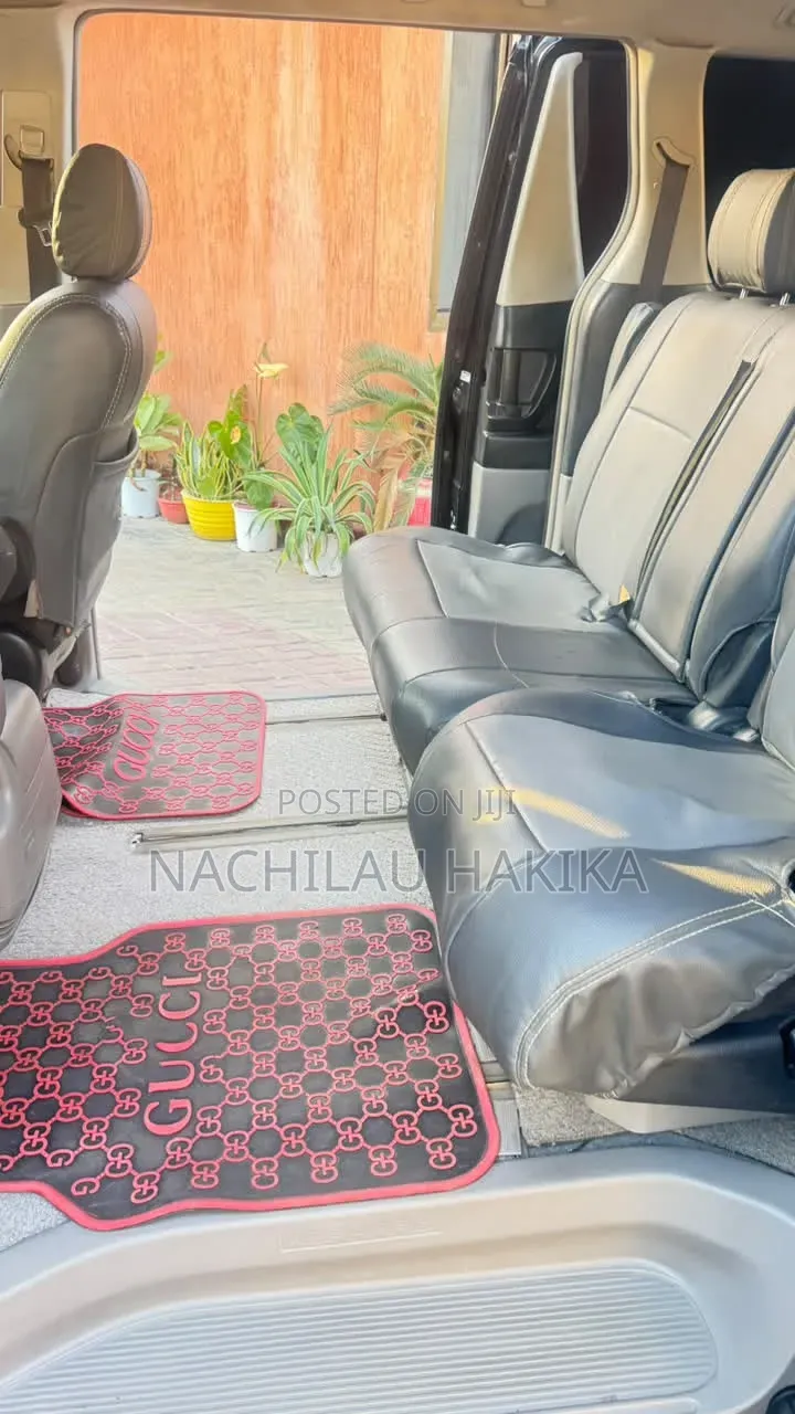 Toyota Alphard 2.4 Petrol AWD 2003 Black