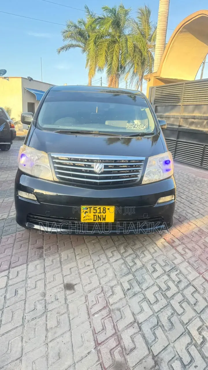 Toyota Alphard 2.4 Petrol AWD 2003 Black