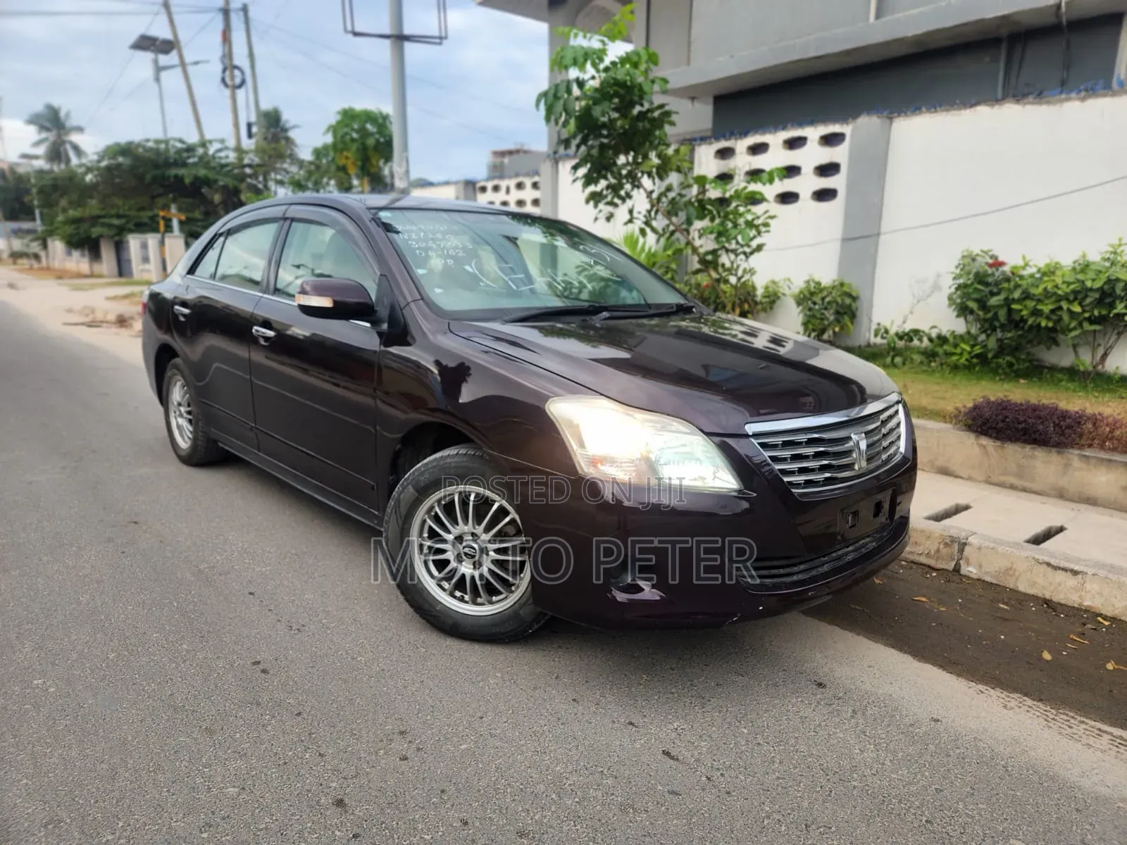 Toyota Premio 2010 Maroon