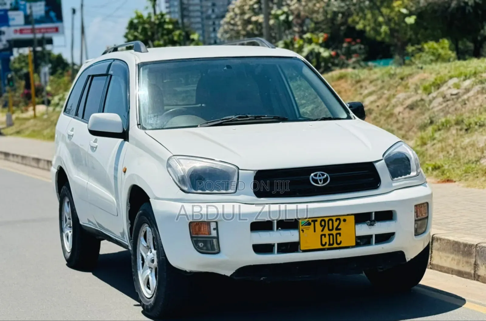 Toyota RAV4 2004 White