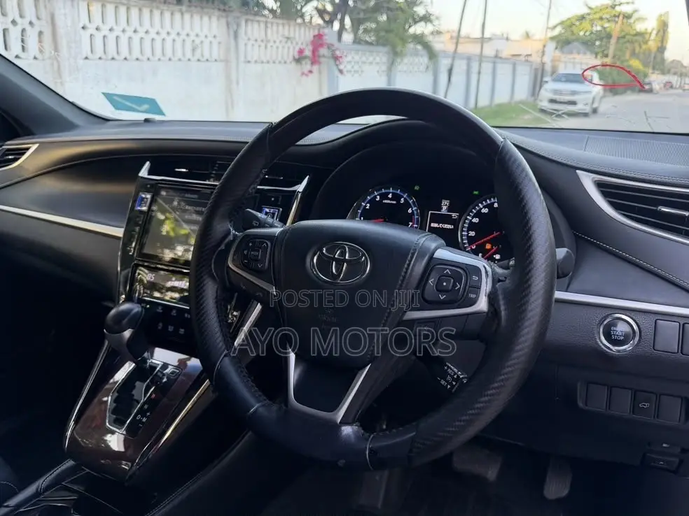Toyota Harrier 2016 Black