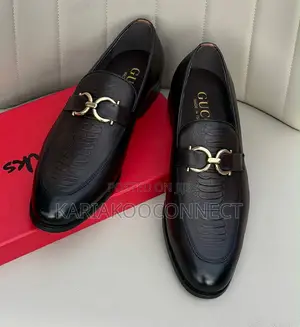 Gucci Men's Leather Horsebit Loafers
