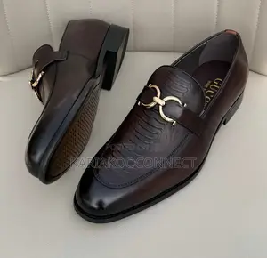 Gucci Men's Leather Horsebit Loafers