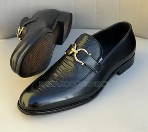 Gucci Men's Leather Horsebit Loafers